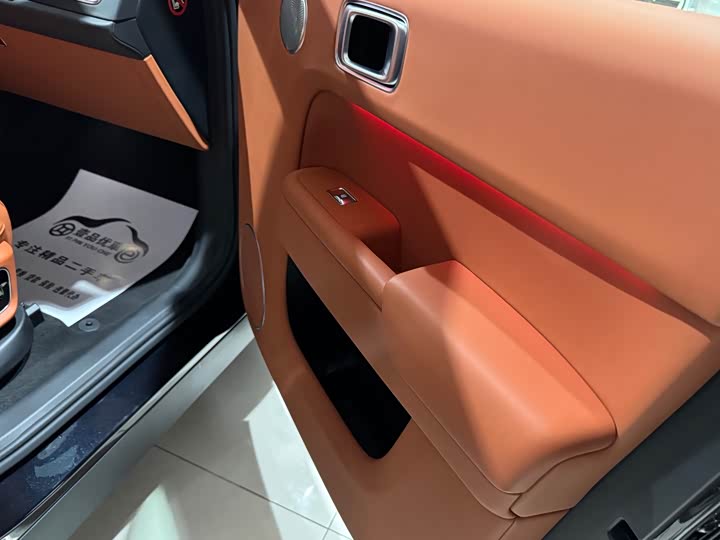 Фото 16 - LiXiang L7