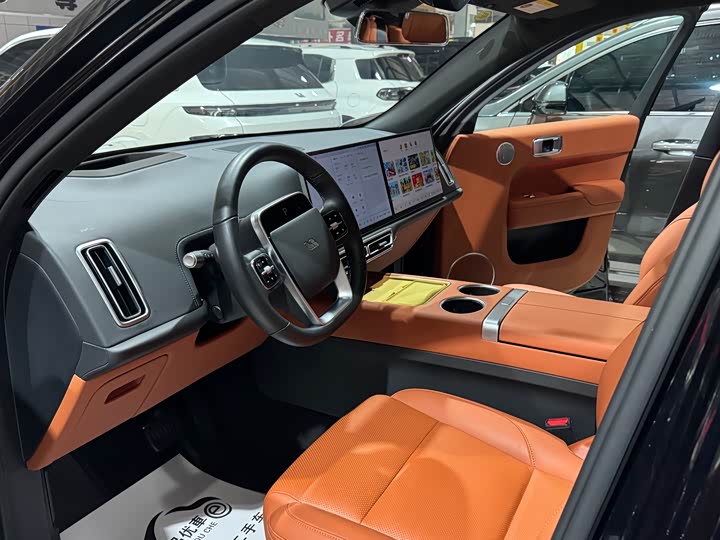 Фото 9 - LiXiang L7