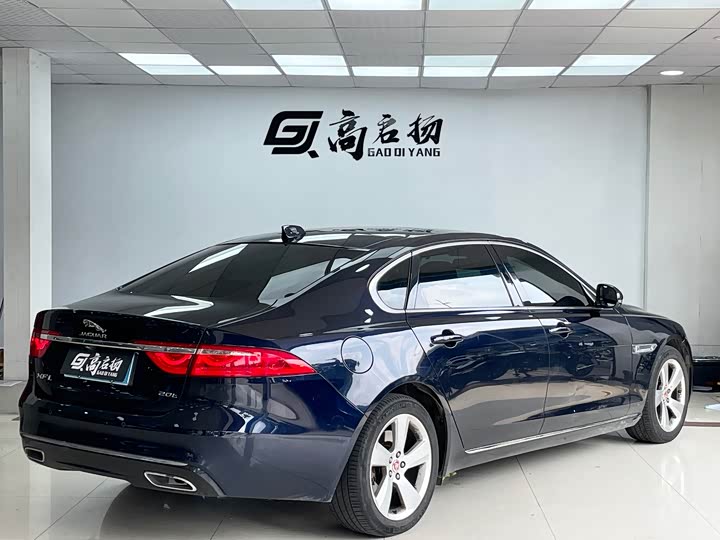 Фото 25 - Jaguar XF L