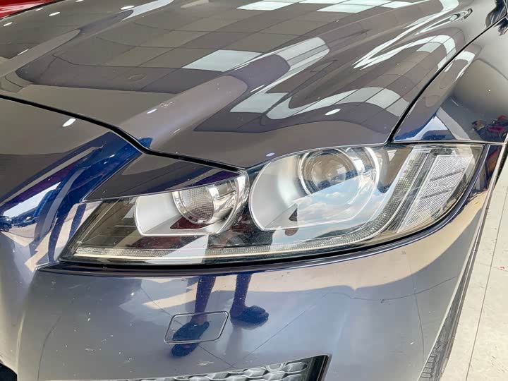 Фото 4 - Jaguar XF L