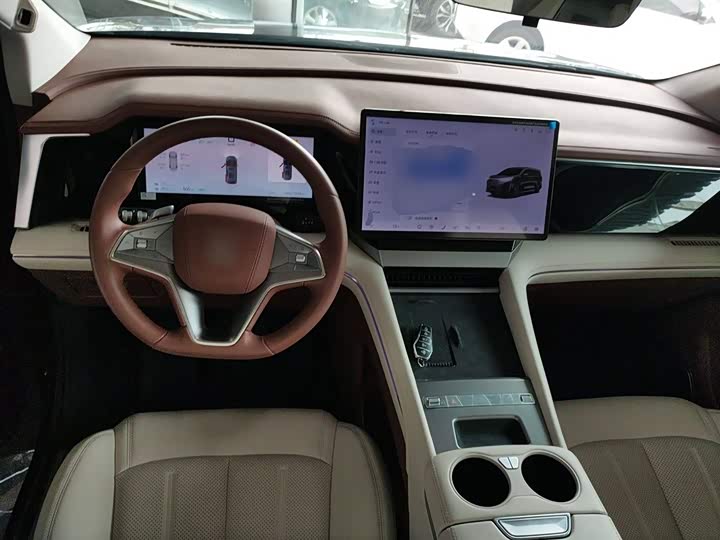 Фото 13 - BYD Xia