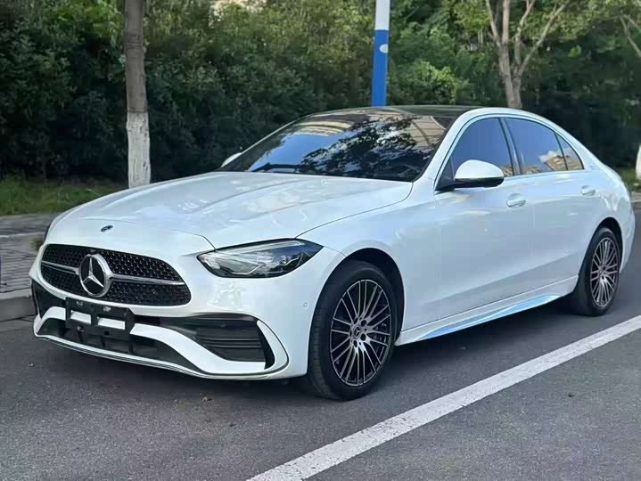 Фото 1 - Mercedes-Benz C-Class