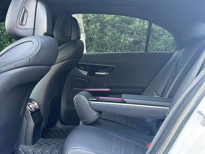 Фото 5 - Mercedes-Benz C-Class