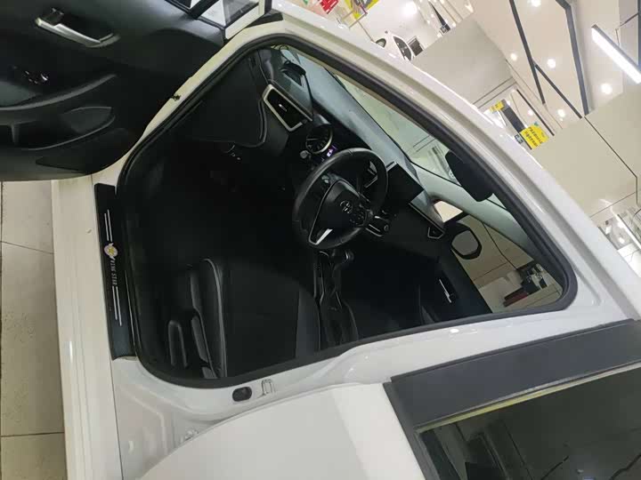 Фото 8 - Toyota Corolla