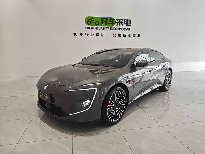 Фото 1 - Avatr 12