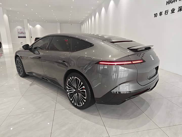 Фото 6 - Avatr 12