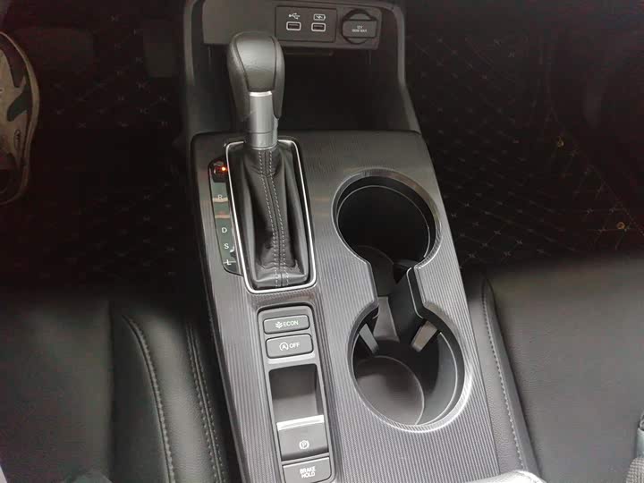 Фото 14 - Honda Civic