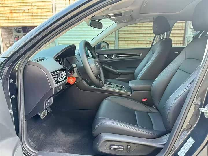 Фото 15 - Honda Civic