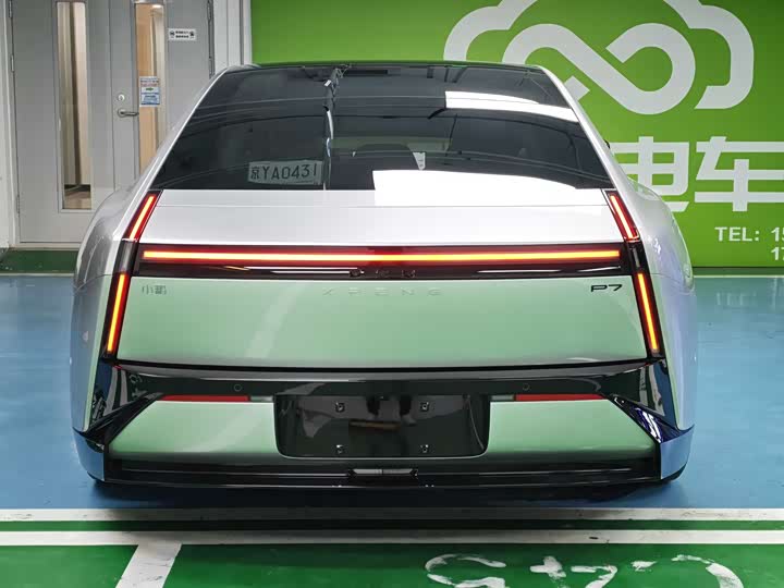 Фото 22 - XPeng P7