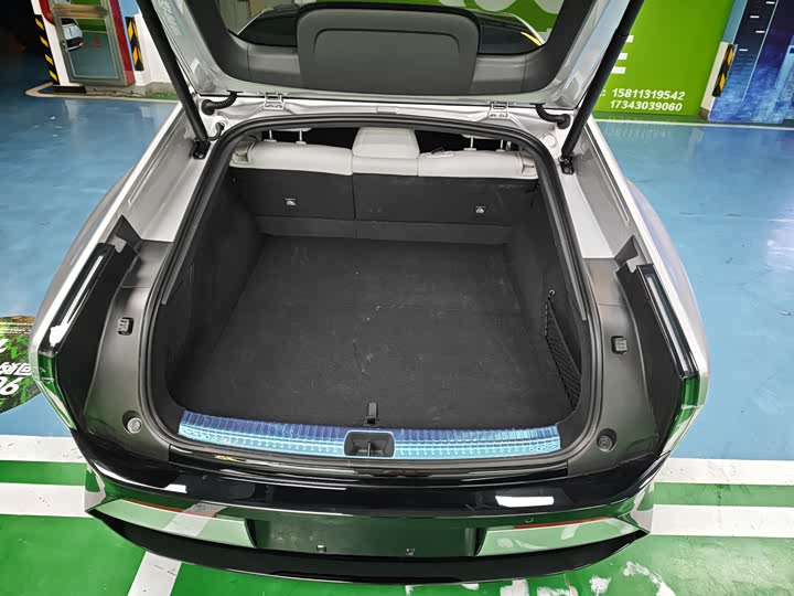 Фото 25 - XPeng P7