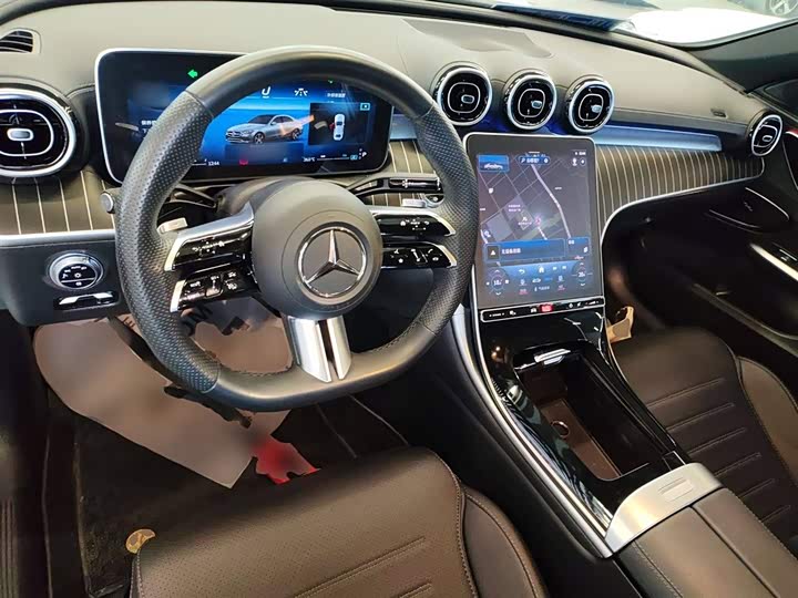 Фото 10 - Mercedes-Benz C-Class