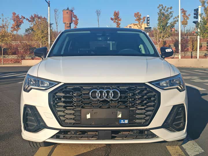 Фото 2 - Audi Q3 Sportback