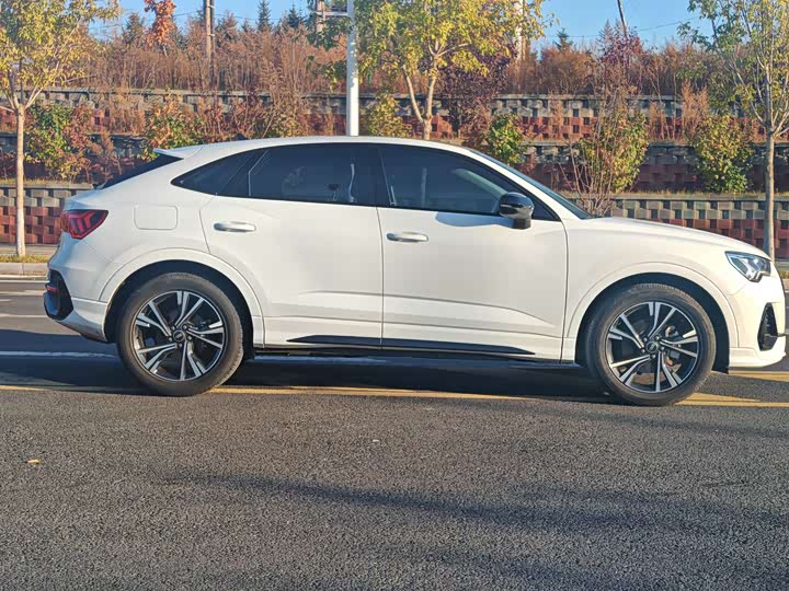 Фото 4 - Audi Q3 Sportback