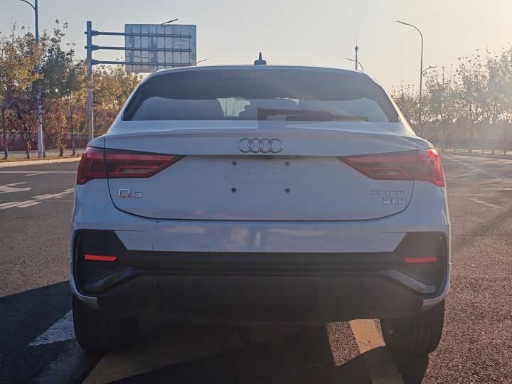 Фото 7 - Audi Q3 Sportback