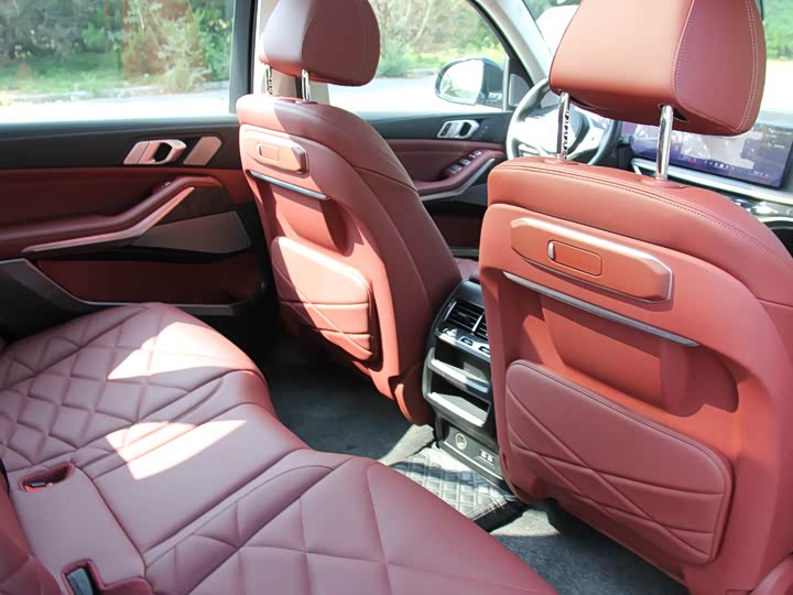 Фото 14 - BMW X5