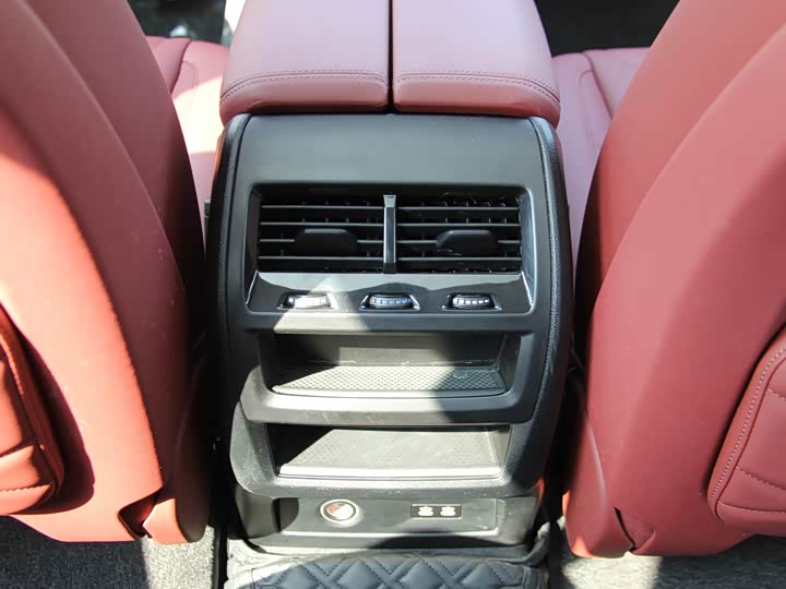 Фото 17 - BMW X5