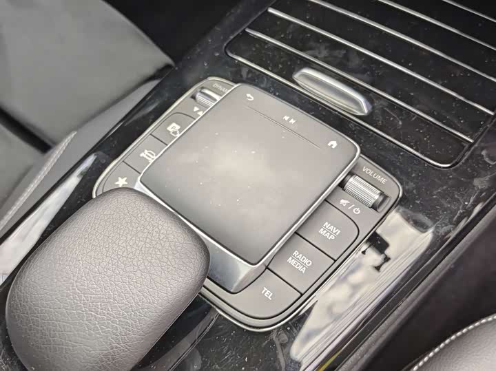 Фото 12 - Mercedes-Benz A-Class