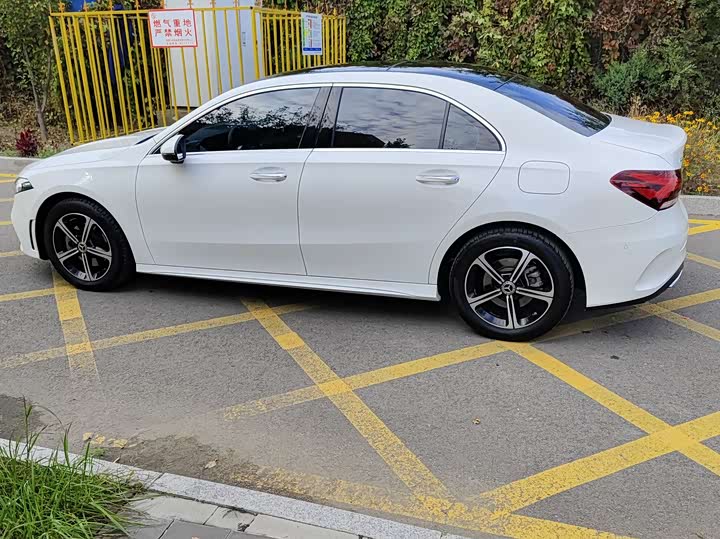 Фото 3 - Mercedes-Benz A-Class