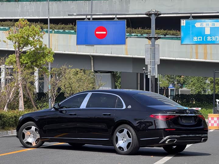 Фото 13 - Mercedes-Benz Maybach S-Class