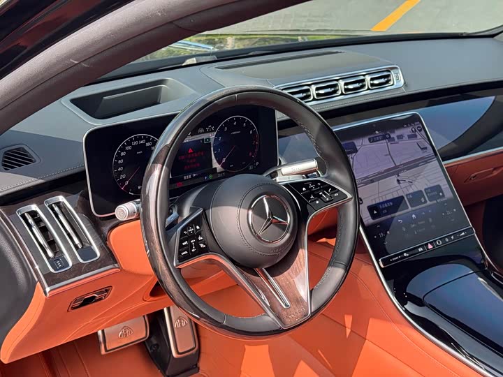 Фото 5 - Mercedes-Benz Maybach S-Class