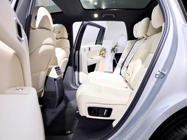 Фото 20 - LiXiang L7