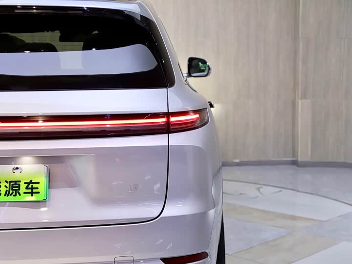 Фото 8 - LiXiang L7