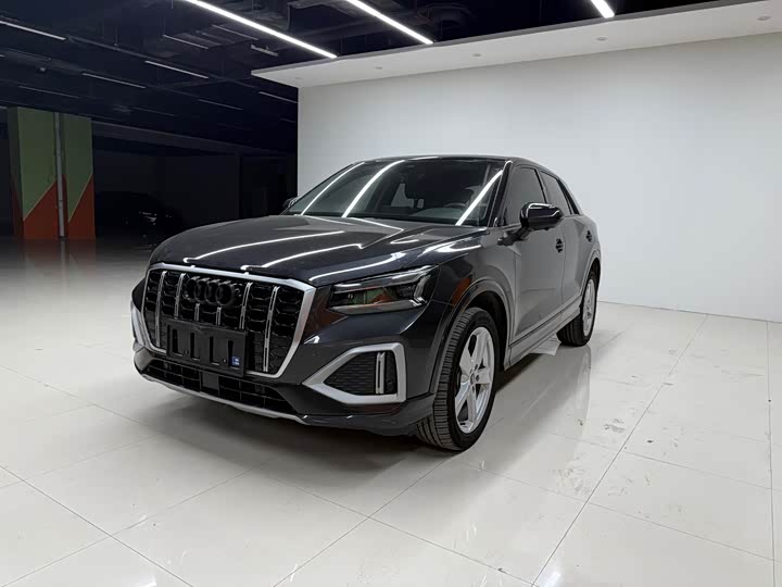 Фото 1 - Audi Q2L