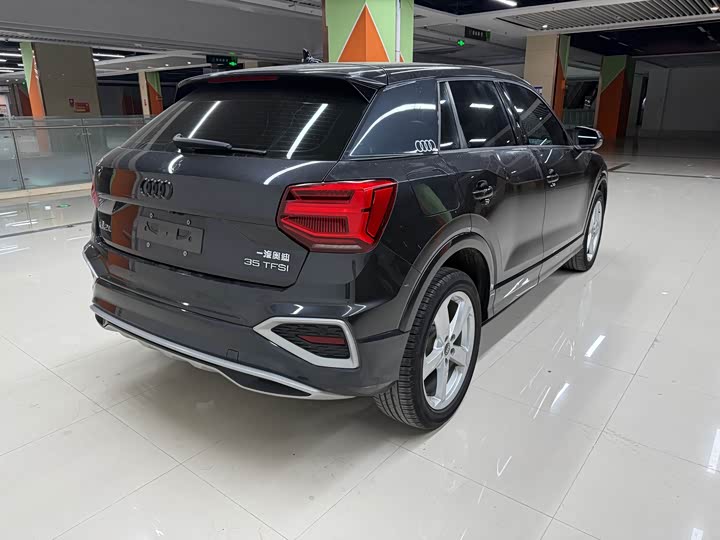 Фото 11 - Audi Q2L