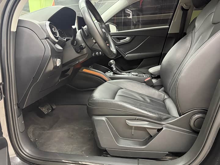 Фото 4 - Audi Q2L