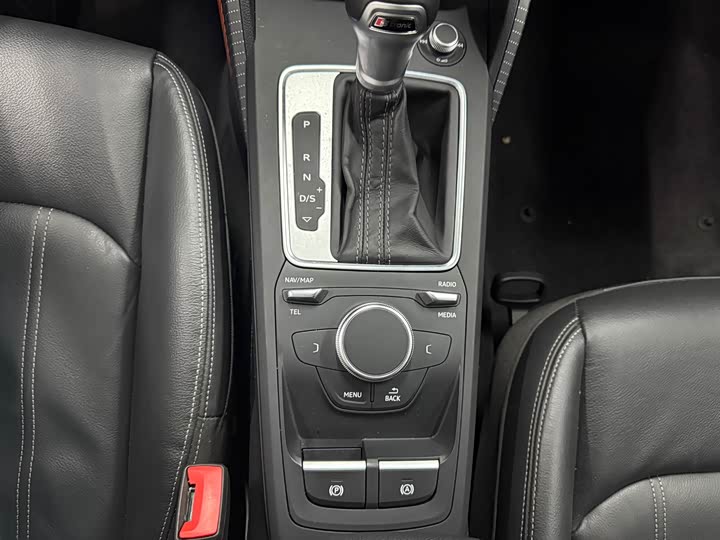 Фото 5 - Audi Q2L