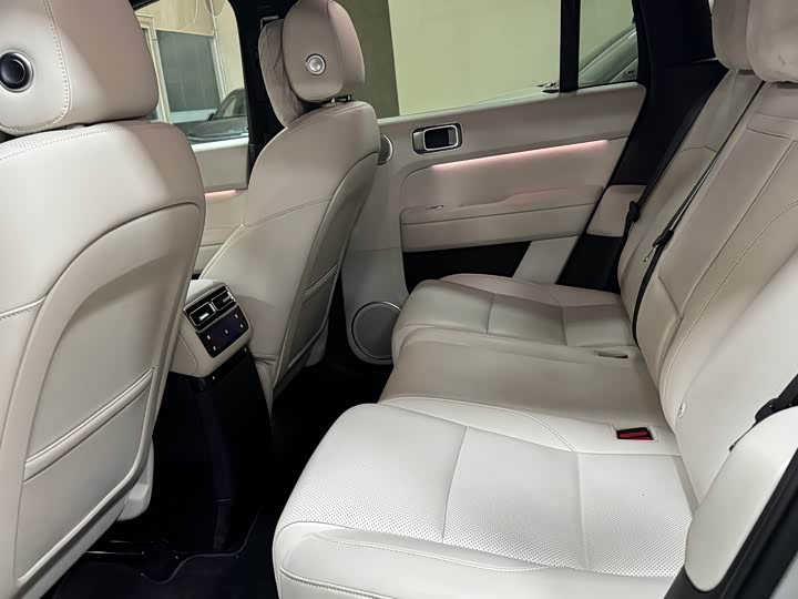 Фото 5 - LiXiang L6