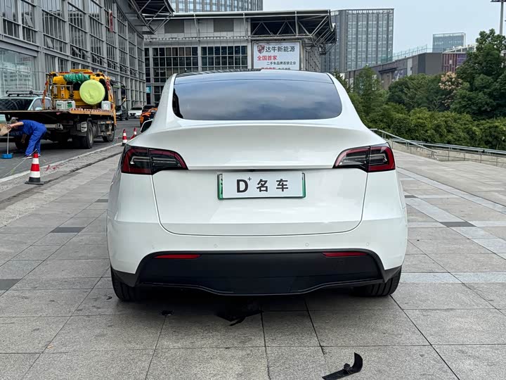 Фото 7 - Tesla Model Y