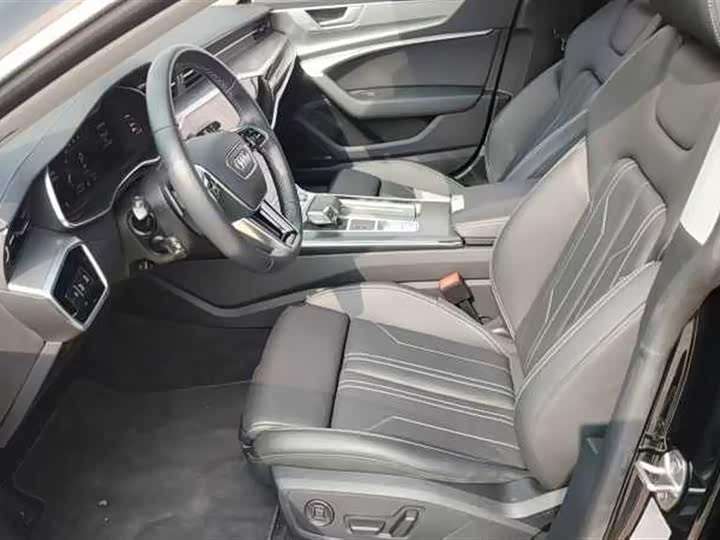 Фото 10 - Audi A7