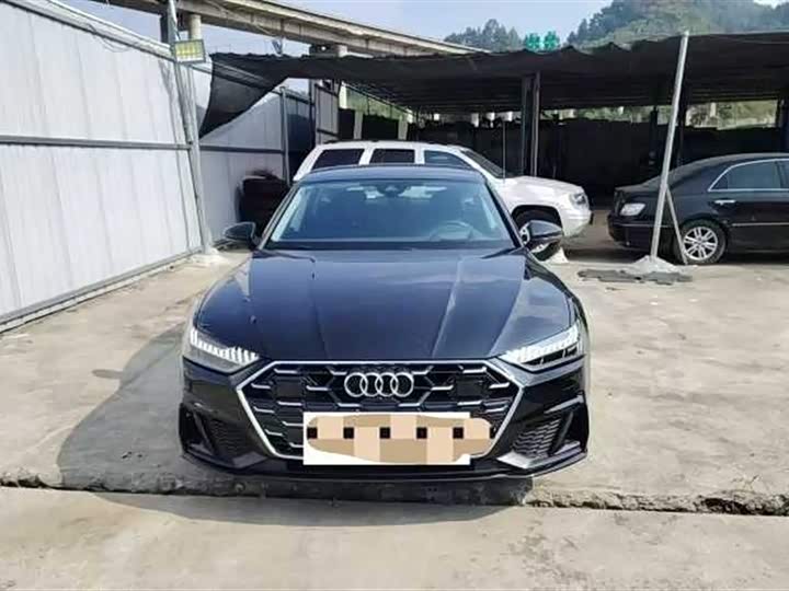 Фото 2 - Audi A7