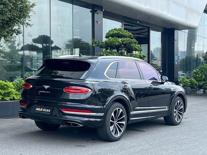 Фото 9 - Bentley Bentayga