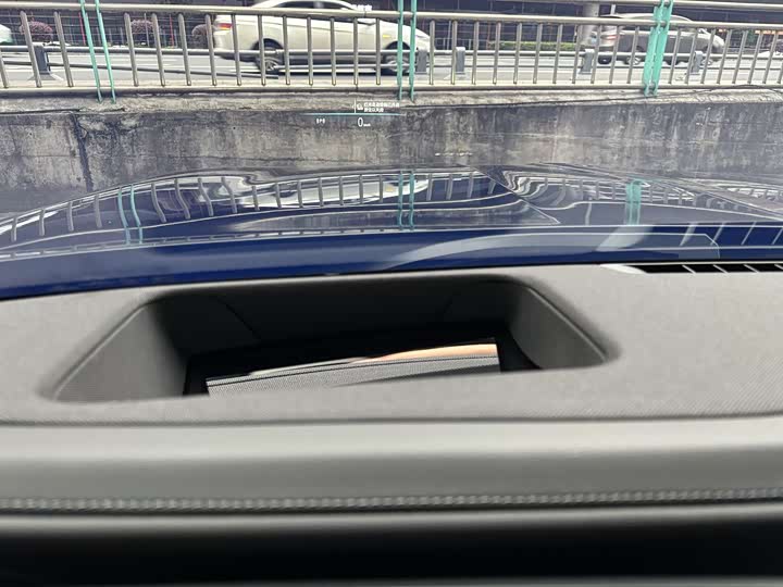 Фото 32 - BMW 7 Series