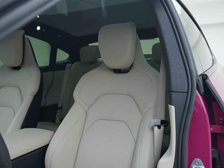 Фото 11 - Xiaomi SU7