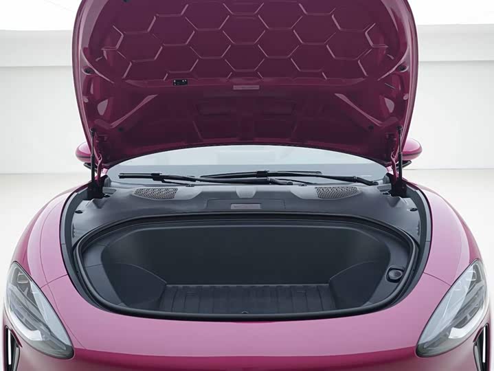 Фото 13 - Xiaomi SU7