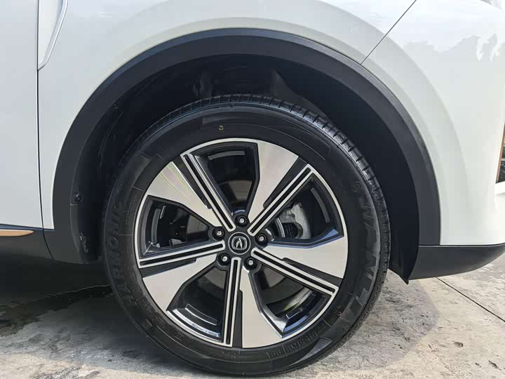 Фото 11 - Changan CS55 Plus