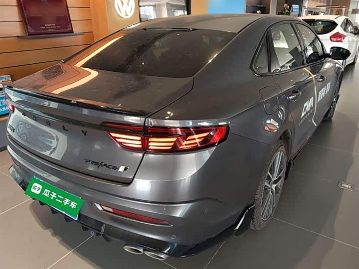 Фото 7 - Geely Preface