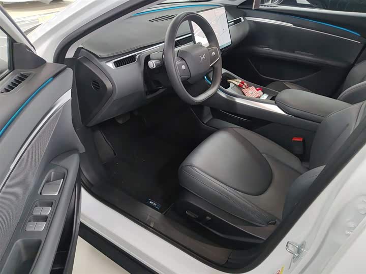 Фото 16 - XPeng Mona M03