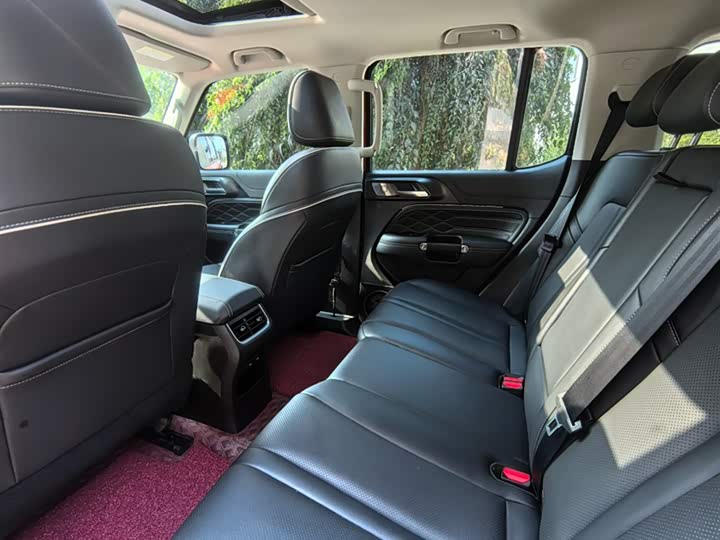 Фото 15 - Tank 300