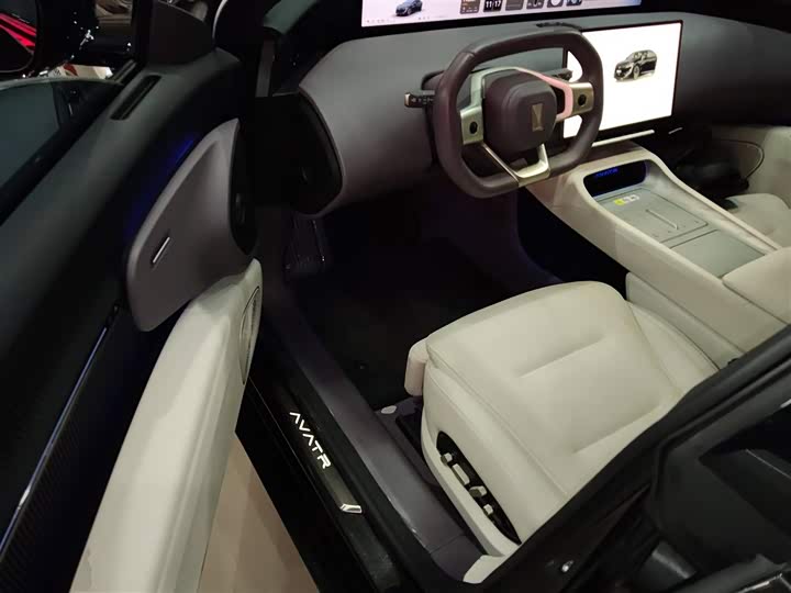 Фото 16 - Avatr 12