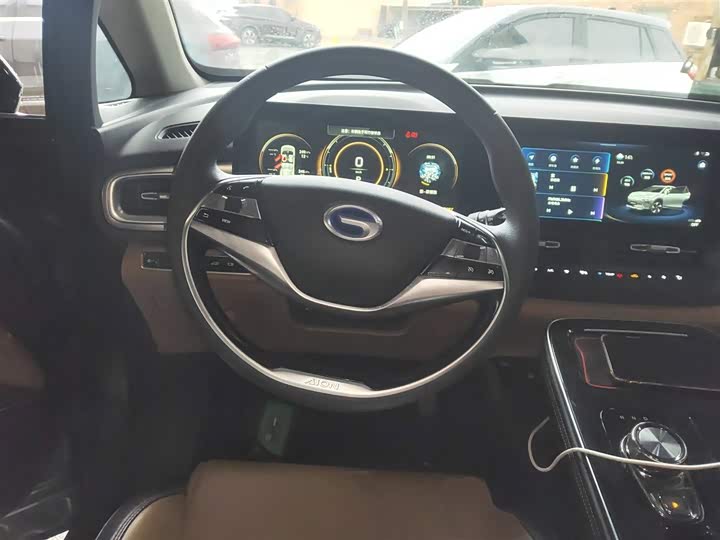 Фото 10 - GAC Aion V