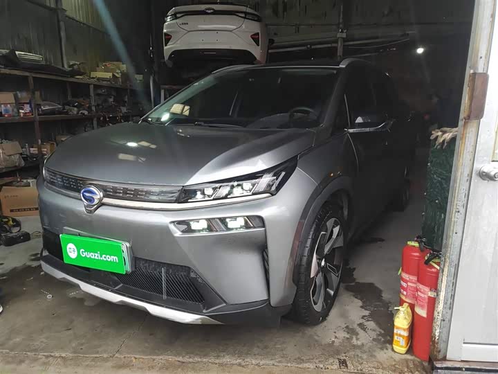 Фото 2 - GAC Aion V