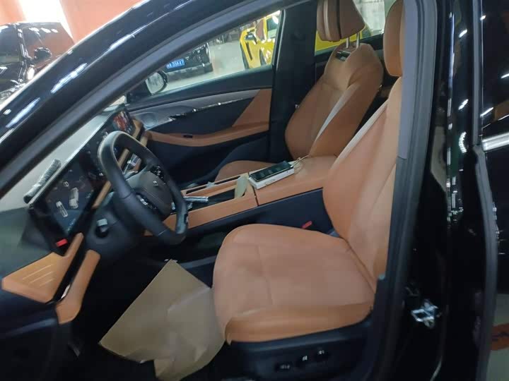 Фото 15 - Voyah Passion