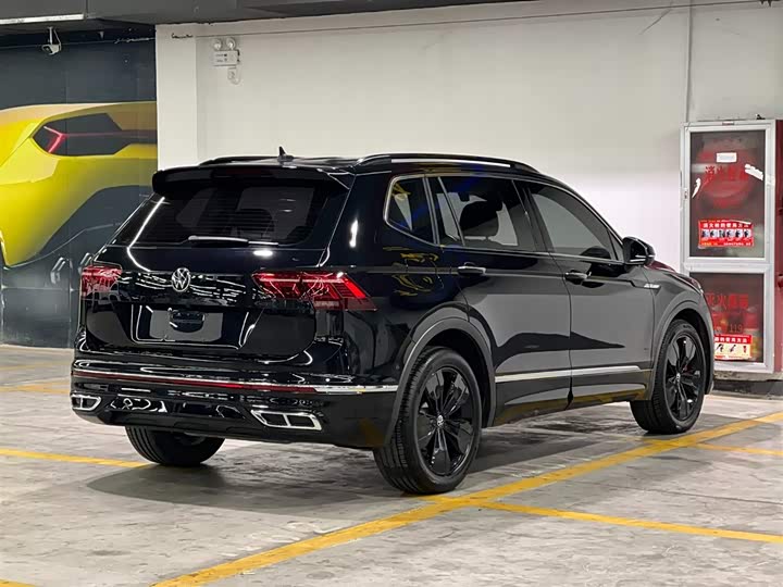 Фото 5 - Volkswagen Tiguan L Pro