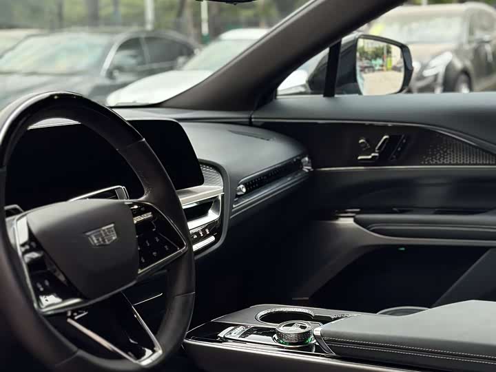 Фото 9 - Cadillac Lyriq