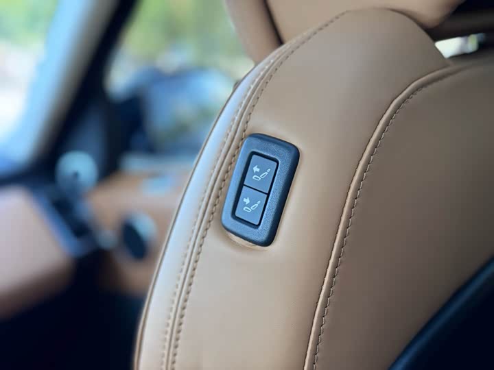 Фото 16 - Land Rover Range Rover Sport