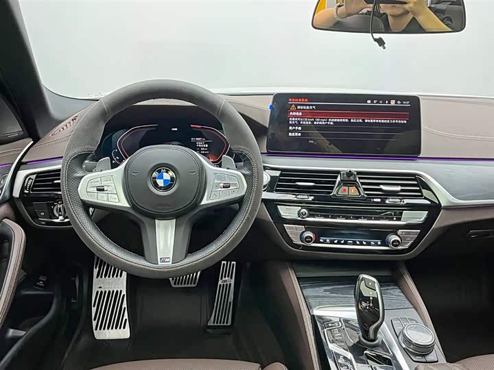 Фото 20 - BMW 5 Series